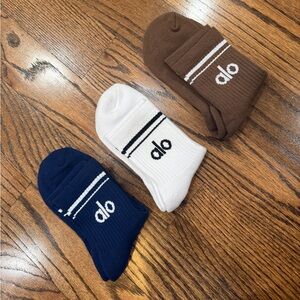 Alo Throwback socks 3 pairs brand new